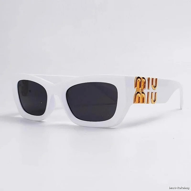 Miu Miu Monogram Oversized sunglasses Black Oval Sunglasses for Layered Styling
