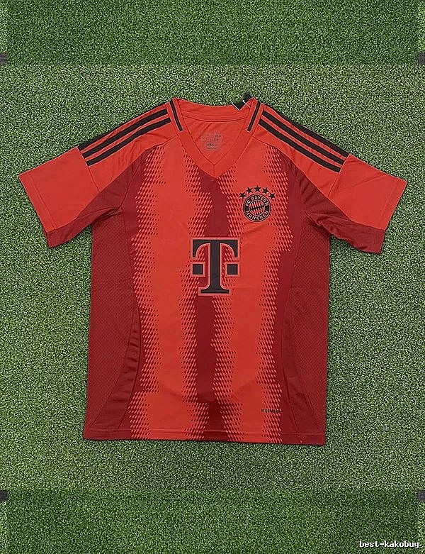 Real Madrid Resort Home soccer jersey White Real Madrid for Travel Looks