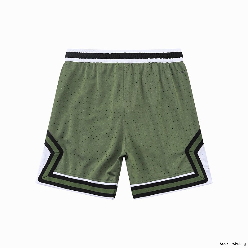 AJ sporty green shorts