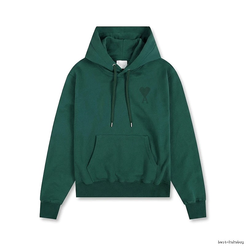 AMI's simple and loving style hoodie.