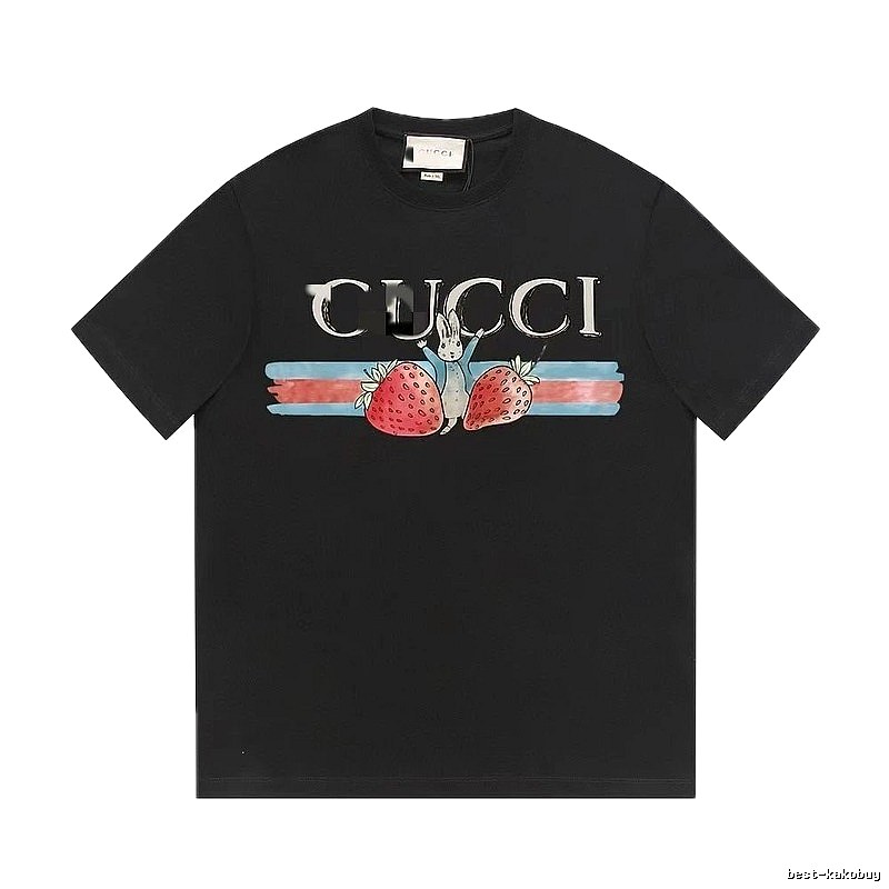 Gucci Strawberry Rabbit Print Collection Casual Style Black T-Shirt