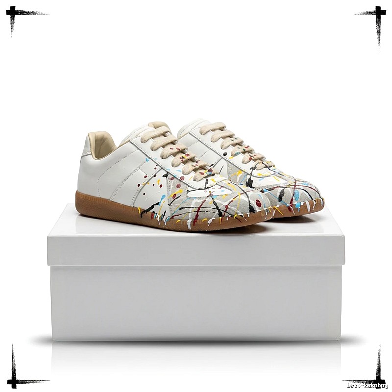 Maison Margiela German training graffiti-style white shoes