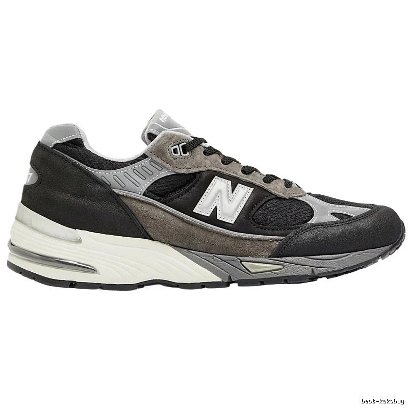 New Balance retro style black and gray sports shoes