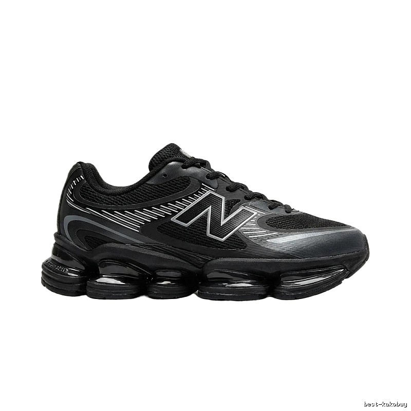 New Balance retro-style black and grey sports shoes