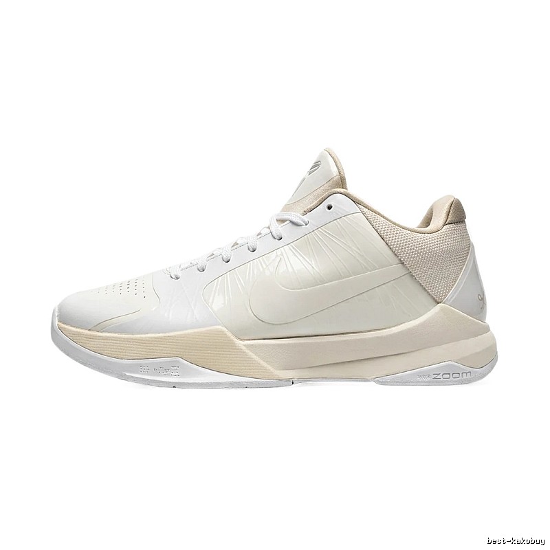 Nike Kobe series fashionable white and yellow basketball shoes