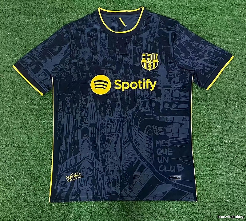 Real Madrid Commemorative-Style Look Dragon Soccer Jersey Campus Look