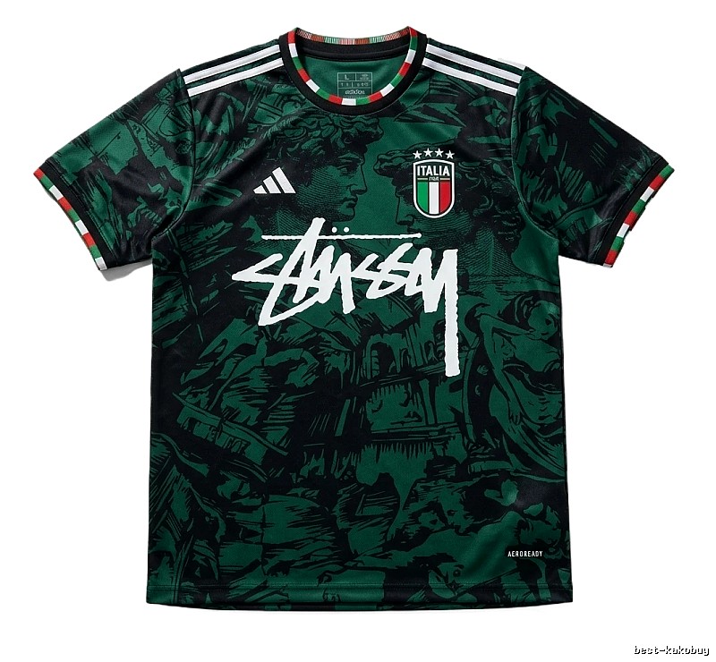 Stussy retro-style dark green T-shirt