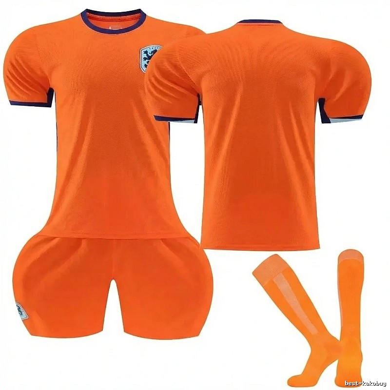 The orange sports suits of the Dutch team.