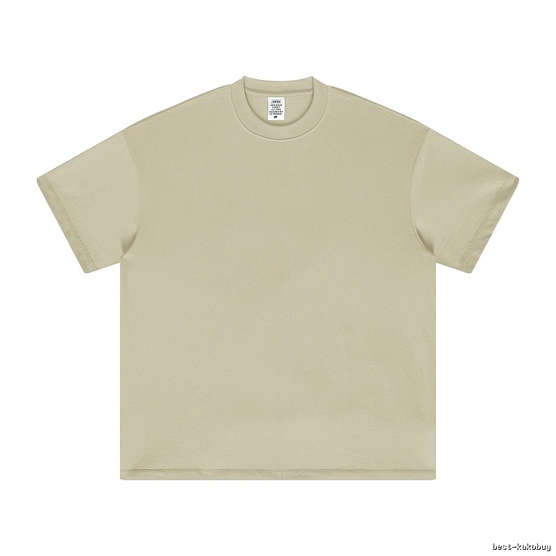Travel Plain white T-shirt Minimal White Short with Modern Look