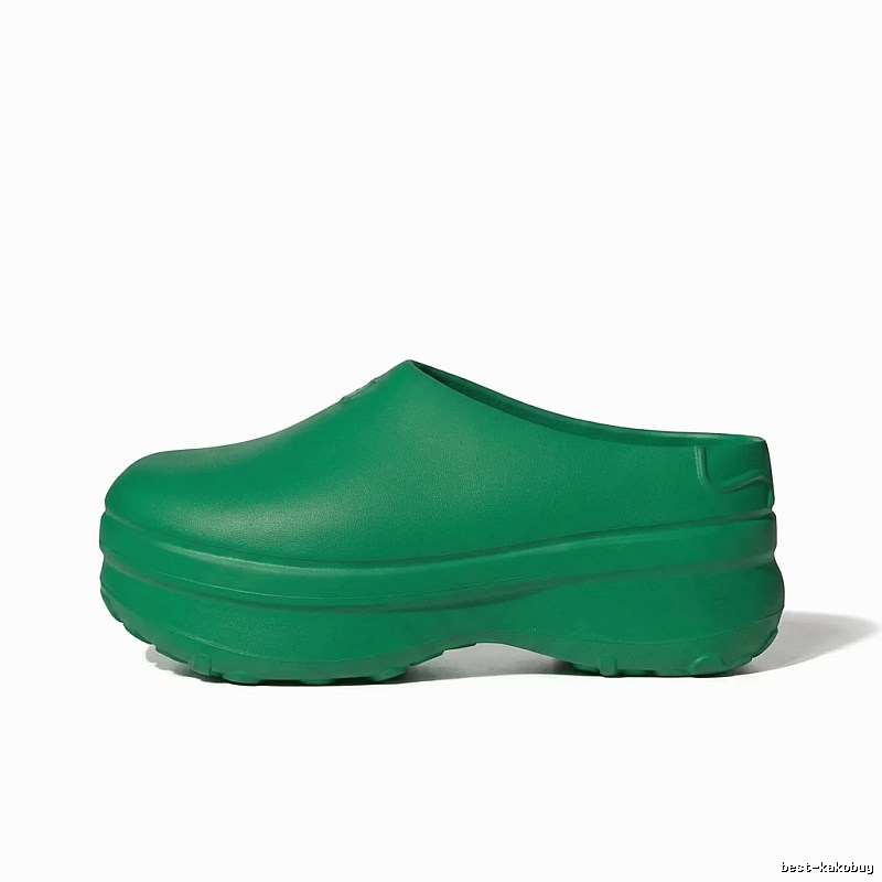 Yeezy thick - soled green slippers